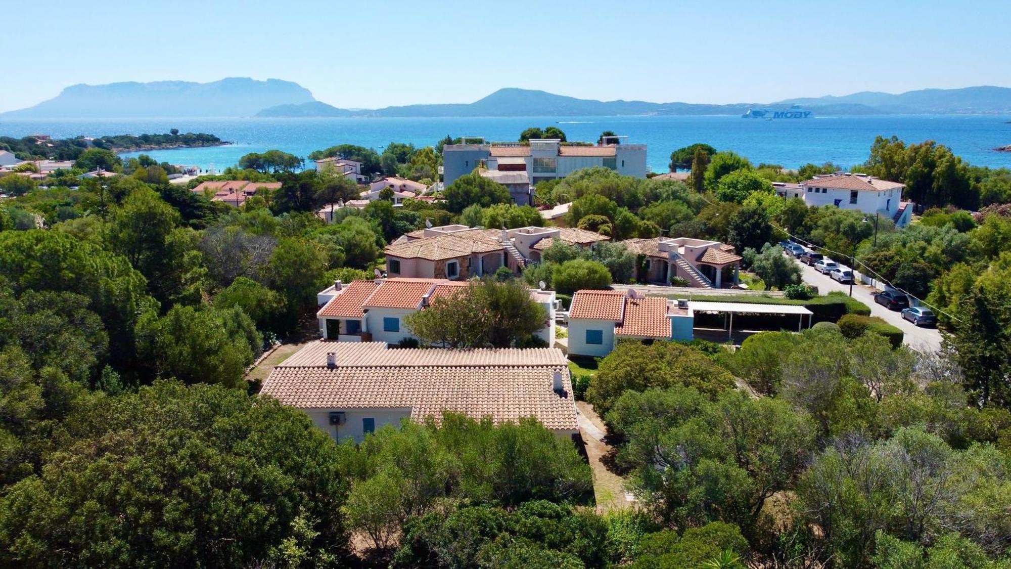 Garden Retreat - Homey Experience Olbia Ngoại thất bức ảnh